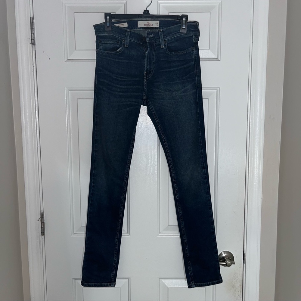 Young men’s super skinny jeans